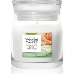 Yankee Candle Blooming Love ароматна свещ Signature 110 гр