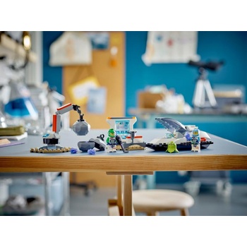 Image 1 of LEGO® City - Spaceship and Asteroid Discovery (60429)