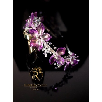 Image 1 of Radi handmade Дизайнерска диадема с лилави перлени цветя (585)