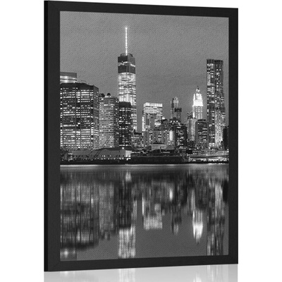 Plakát odraz Manhattanu ve vodě v černobílém provedení - 20x30 white