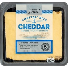 Tesco Finest Cheddar tvrdý zrejúci plnotučný syr 200 g