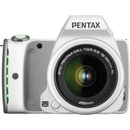Pentax K-S1 + 18-55mm DAL + 50-200mm DAL