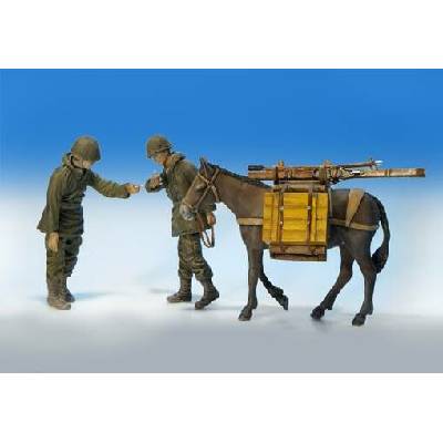 Plus Model U.S. Infantrymen with mule 1:35