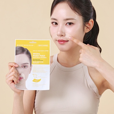 Madforcos Тейп пачове изглаждащи линията на усмивката MADFORCOS Wrinkle Master Patch : Smile Line (774103)