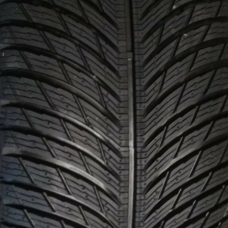Michelin PILOT ALPIN 5 225/40 R18 92V XL au meilleur prix sur