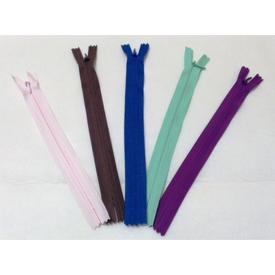 Zip spirálový skrytý 22 cm