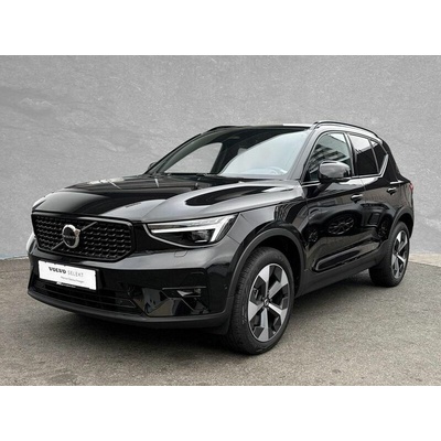 Volvo XC40 B4 Plus 145 kW