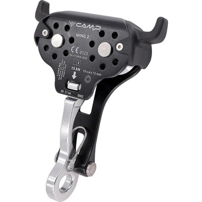 Camp Wing 2 – Zboží Dáma