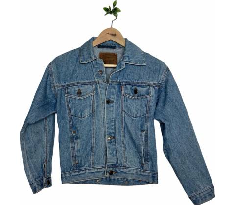 Levis bunda