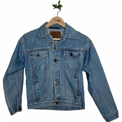Levis bunda