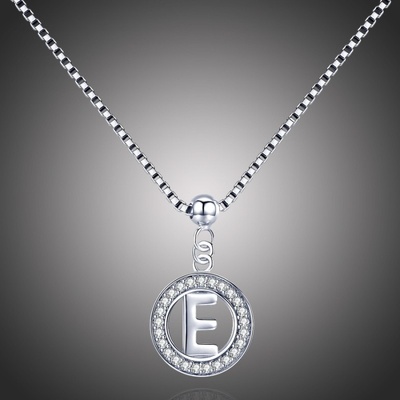 Grace Silver Jewellery Stříbrný řetízek s přívěskem ve tvaru písmena E NH-28-BSP001/E Stříbrná