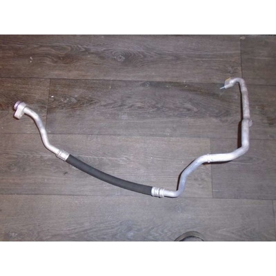 klimatrubka potrubí klimatizace VW Golf VII 5G0 5Q0816743H