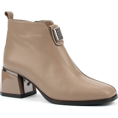 Дамски боти в бежово от естествена кожа