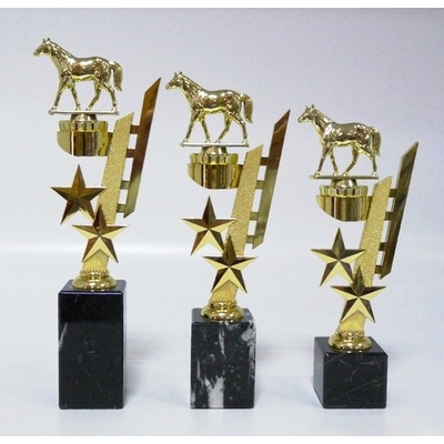 VIZINGR Koně trofeje 38-P046 31 cm