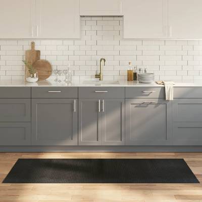 vidaXL Килим правоъгълен черен 70x200 см бамбук (376744)