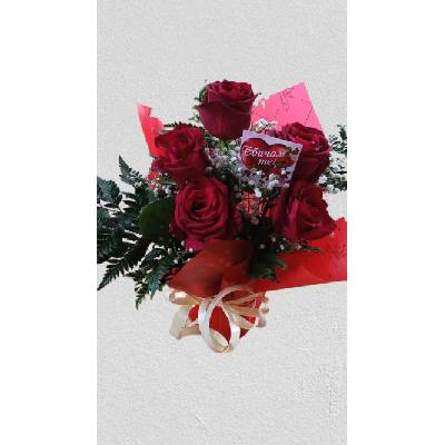 БУКЕТ ОТ ЧЕРВЕНИ РОЗИ В ПИАФЛОРА