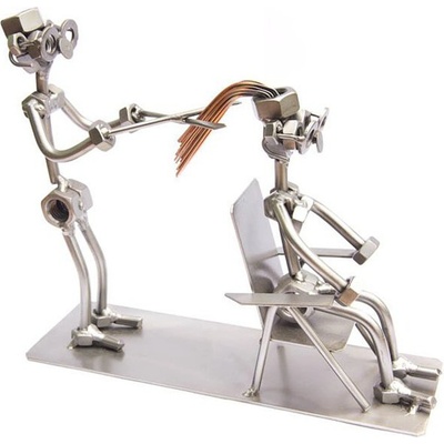 Kovová figurka Kadeřník 17 cm
