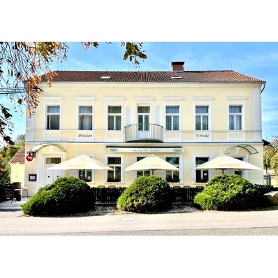 Víkendový pobyt s polopenzí v rodinném Penzionu U Nováků u Orlické přehrady pro 2 osoby na 2 noci