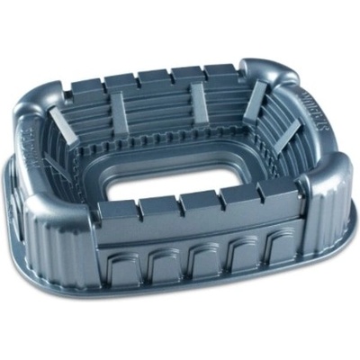 Nordic Ware forma ve tvaru stadionu 2,13 l