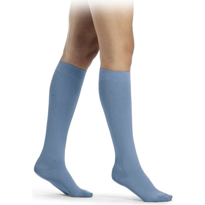 Sigvaris TRAVENO cestovné lýtkové ponožky Light Blue