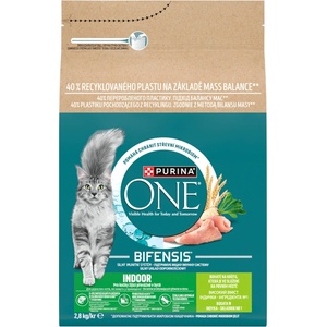 ONE Bifensis Indoor Храна за възрастни котки с високо съдържание на пуешко месо 2, 8 кг