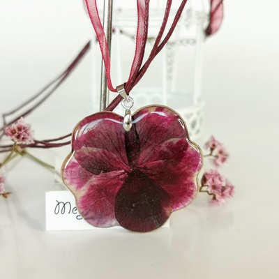 Meganflo Малка тъмно лилава налба