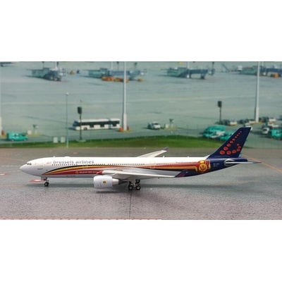 Phoenix A330-301 Brussels Airlines Red Devils Colors. With Star Alliance Logo 1:400