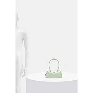 GUESS Чанта ARNELA (HWNY94.96080) - answear - 129,07 лв