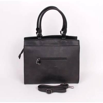 Стилна дамска чанта от еко кожа в черен цвят - изчистен дизайн