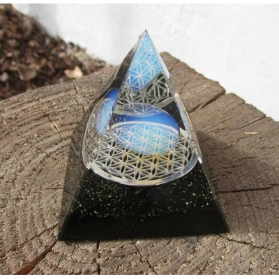 "Květ života & Ženskost" , orgonit pyramida