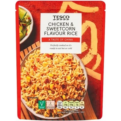 Tesco Varená dlhozrnná ryža s kukuricou červenou paprikou mrkvou s kuracou príchuťou 250 g