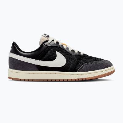 Дамски обувки Nike Air Jordan Skyline Low black/sail/gum med brown/summit white
