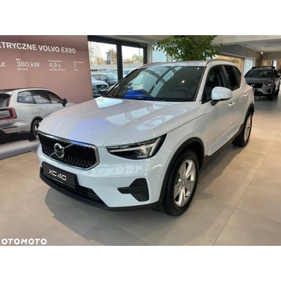 Volvo XC40 B3 Core 120 kW