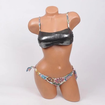 Image 1 of Сребрист бански с лъскав ефект и цветя - чашка b