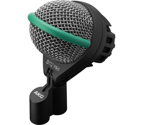 AKG D 112