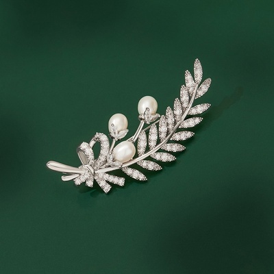 Éternelle luxusní perlová brož se zirkony Francoise B2344-X15121605 stříbrná