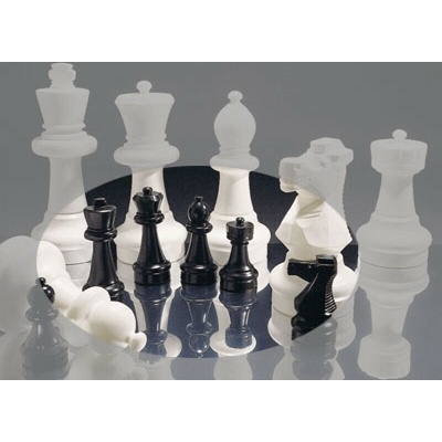 Záhradné plastové šachové figúrky malé 30 cm
