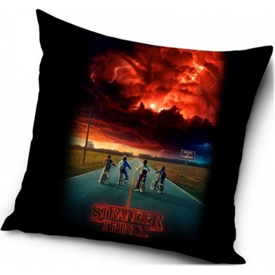 Carbotex Vankúš Stranger Things motív Storm Guards 40x40