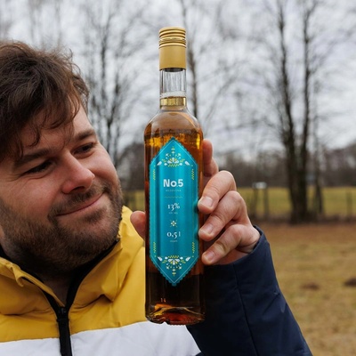 Včelařství Domovina Medovina No.5 0,5 l – Sleviste.cz