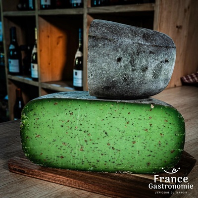 Fresh products Gouda farmářská se zeleným Pestem 100 g