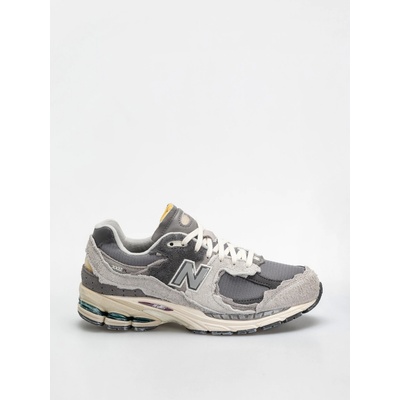 New Balance 2002R