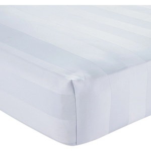 Catherine Lansfield Бял еластичен сатенен чаршаф 150x200 cm So Soft Satin Stripe - Catherine Lansfield (BD/61208/W/KFD/WH)