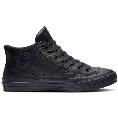 Chuck taylor as malden street 40