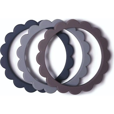 Mushie náramkové hryzátko zo silikónu Flower Steel Dove Gray Stone