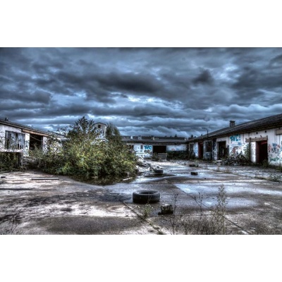 Dimex MS-5-0867 Vliesová fototapeta Starý tovární dvůr rozměry 375 x 250 cm