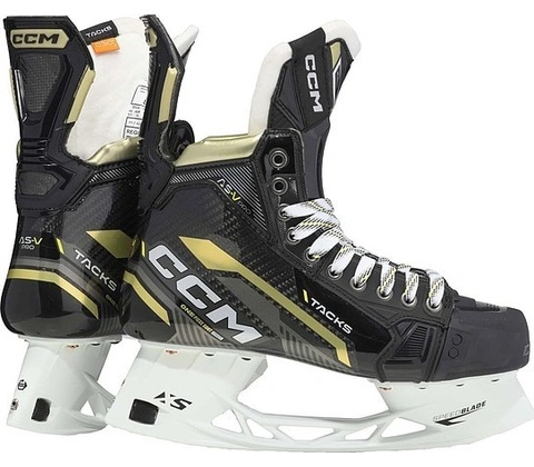 CCM Tacks AS-V PRO Intermediate