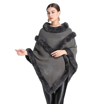 Image 1 of Дамско пончо в сиво с пух от еко-кожа