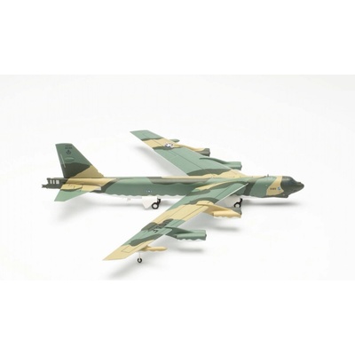 Herpa B-52G Stratofortress US Air Force 596th Bomb Squadron 2nd Bomb Wing Barksdale Air Base – Operation Secret Squirrel – 58-0185 El Lobo II 1:200