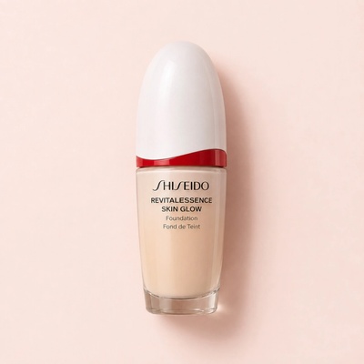 Shiseido Revitalessence Skin Glow Foundation SPF30 PA+++ 30 ml – Sleviste.cz