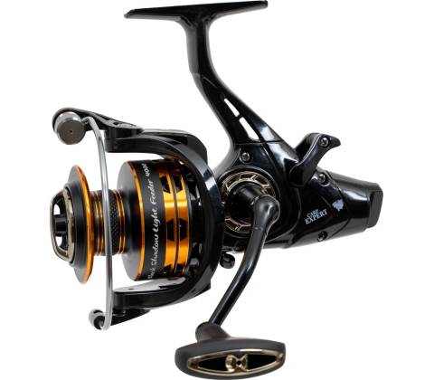 Carp Expert black shadow light feeder 4000